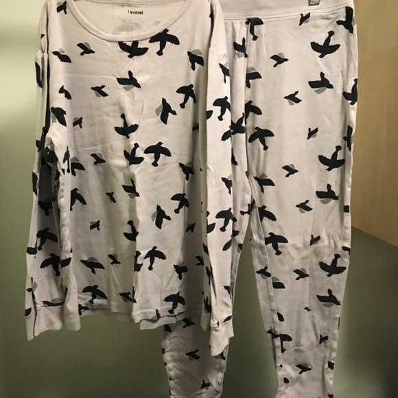 Leveret Gray and Black Bird Pattern Mens PJs Small Mens Runs Small - Picture 6 of 6